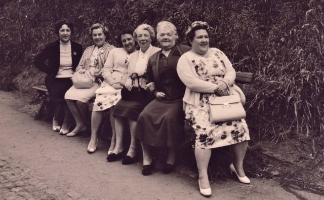 De fabrikant van die parkbanken heeft nog een  prijs gewonnen in de categorie 'Intensief gebruik'.